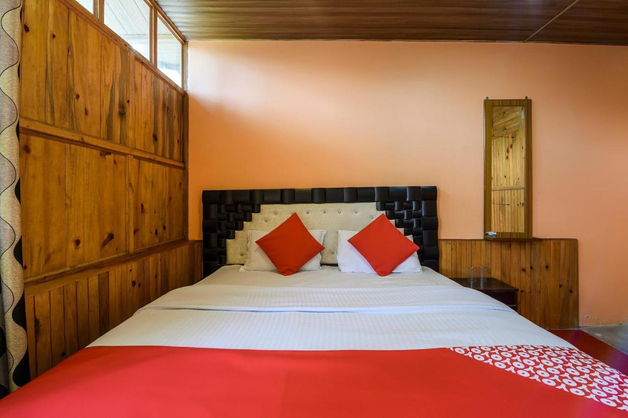 Oyo 29888 Nature Treat Hotel Chail Exterior foto